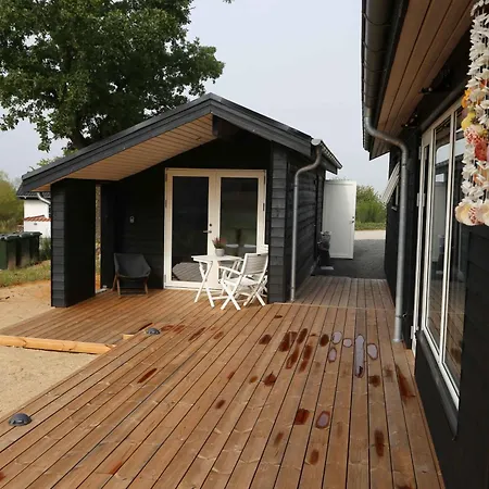 Stylish Shelter Insulated For Use Year * Rygård Strand